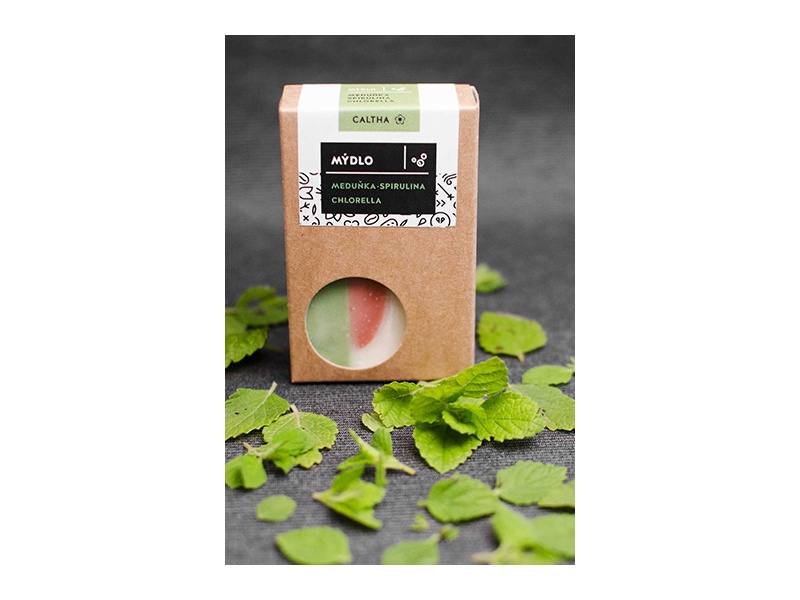 Meduňka, chlorella, spirulina - bez obalu